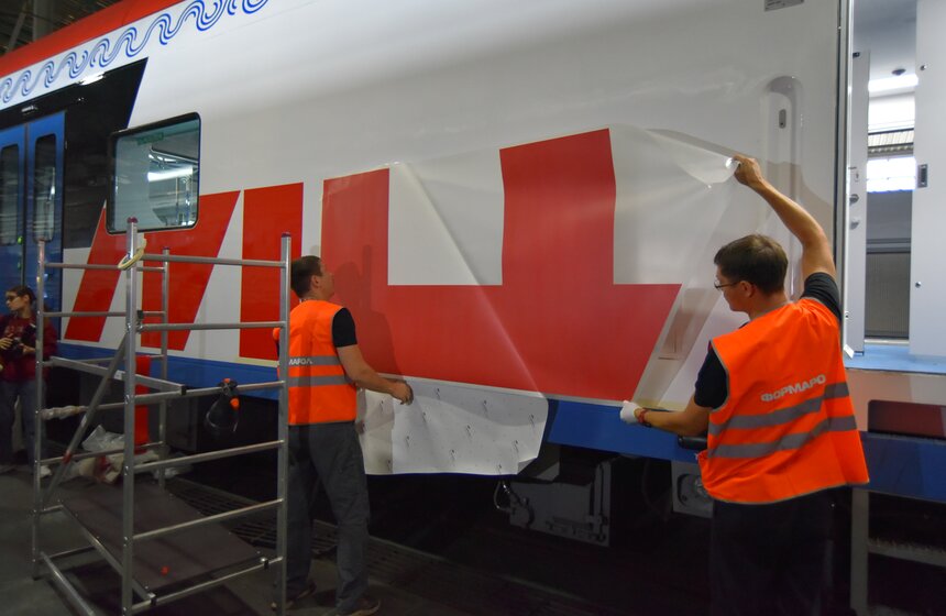 На поезда "Иволга" нанесли навигационные маркеры 4 фото