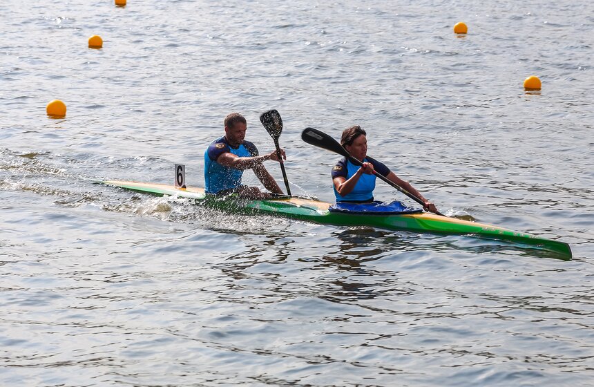 Соревнования по гребле на байдарках и каноэ прошли в Москве 26 фото