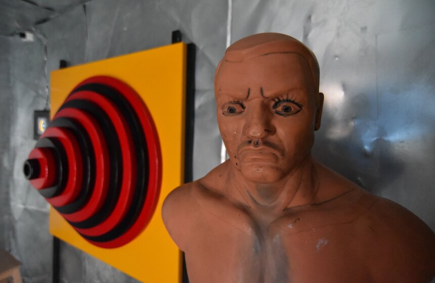 От ненависти до любви один шаг: в Москве открылся "Музей Эмоций" 5 фото