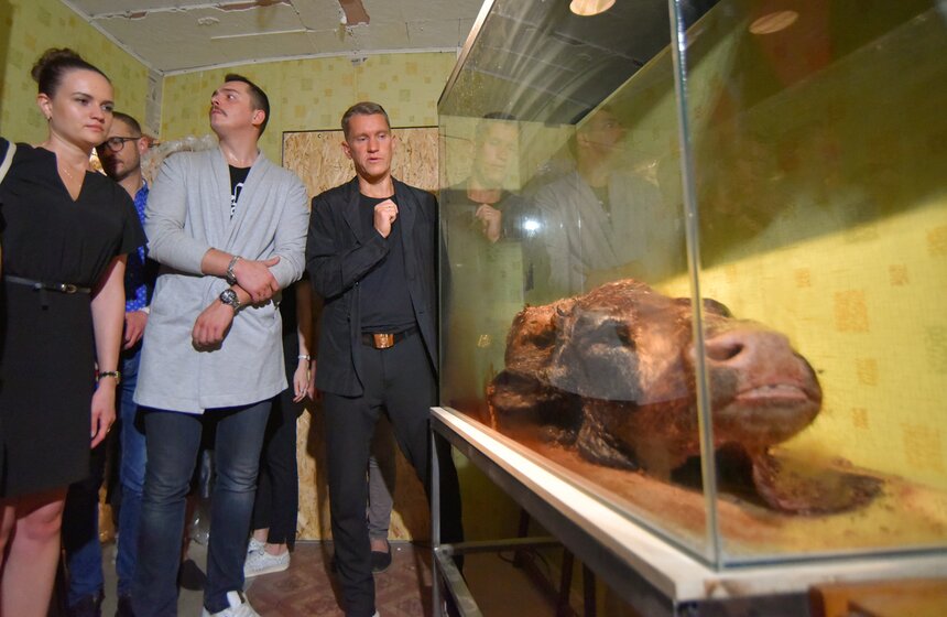 От ненависти до любви один шаг: в Москве открылся "Музей Эмоций" 17 фото