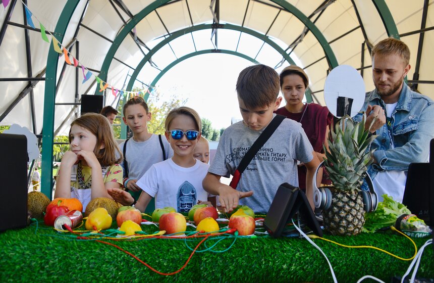 Празднование Дня города на ВДНХ 12 фото