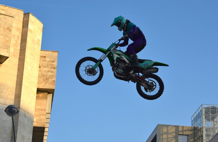 Рок-фестиваль "Наши в городе" поздравил столицу с праздником 14 фото