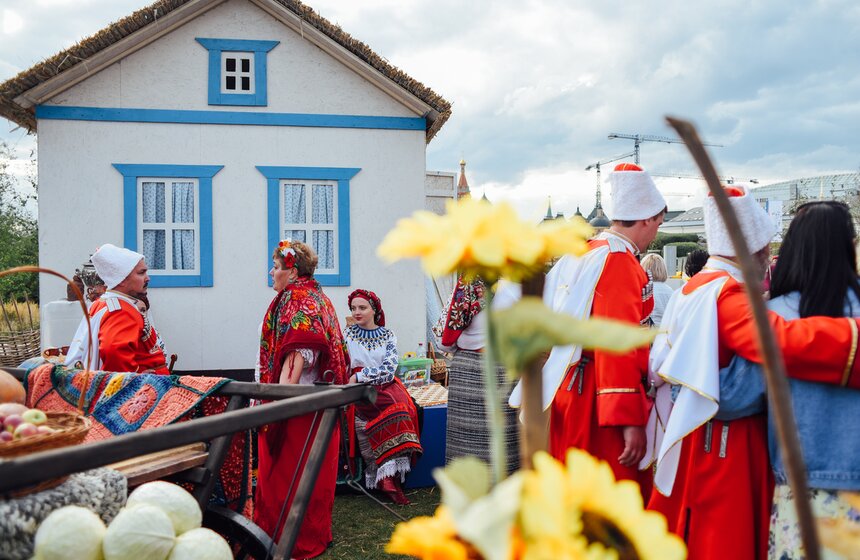 В "Зарядье" проходит фестиваль Русского географического общества 7 фото