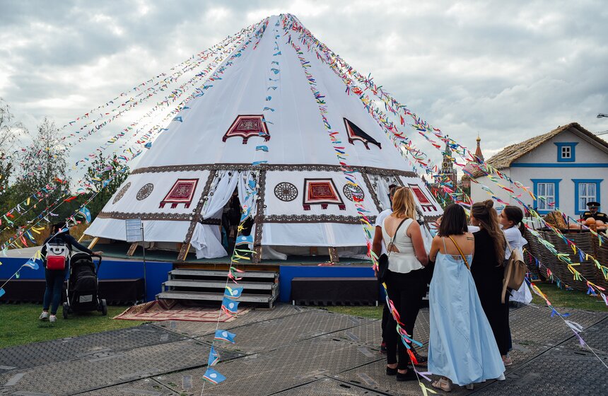 В "Зарядье" проходит фестиваль Русского географического общества 10 фото