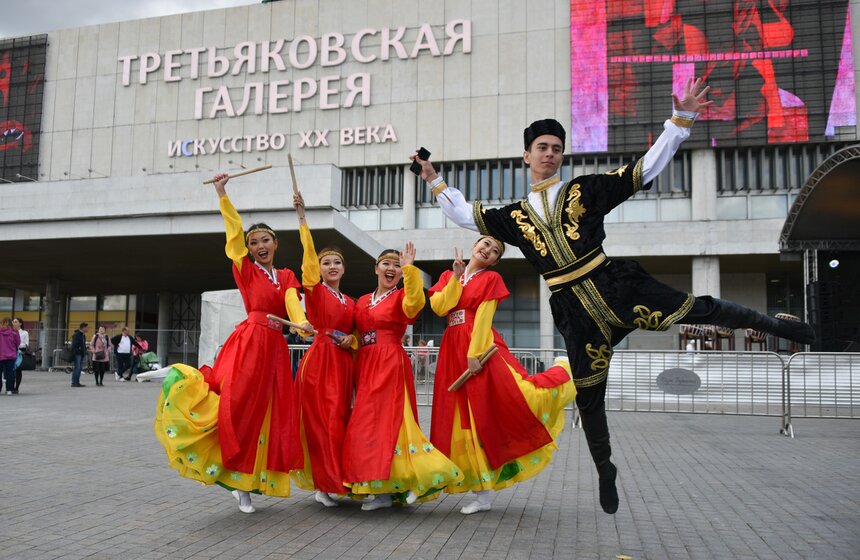 В "Музеоне" состоялся фестиваль корейской культуры "Чусок" 1 фото