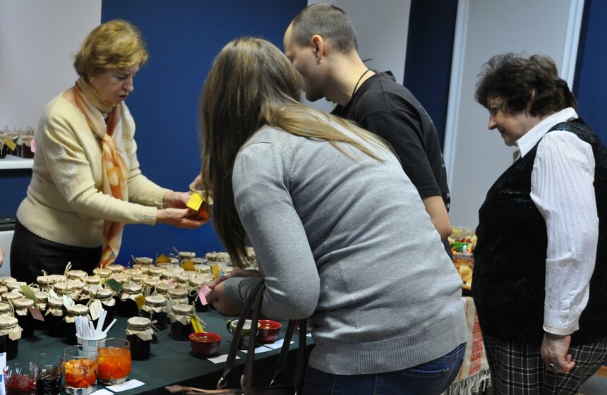 В Москве прошел фестиваль джемов и варенья "Сладка ягода!" 2 фото