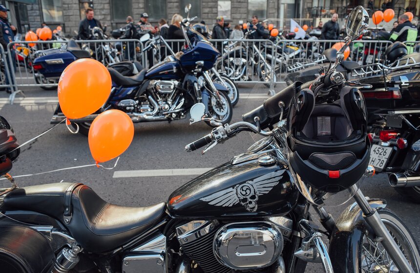В Москве состоялся осенний мотофестиваль 17 фото