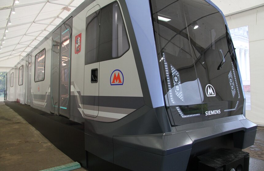 На ВВЦ до конца октября можно протестировать метропоезд будущего 13 фото