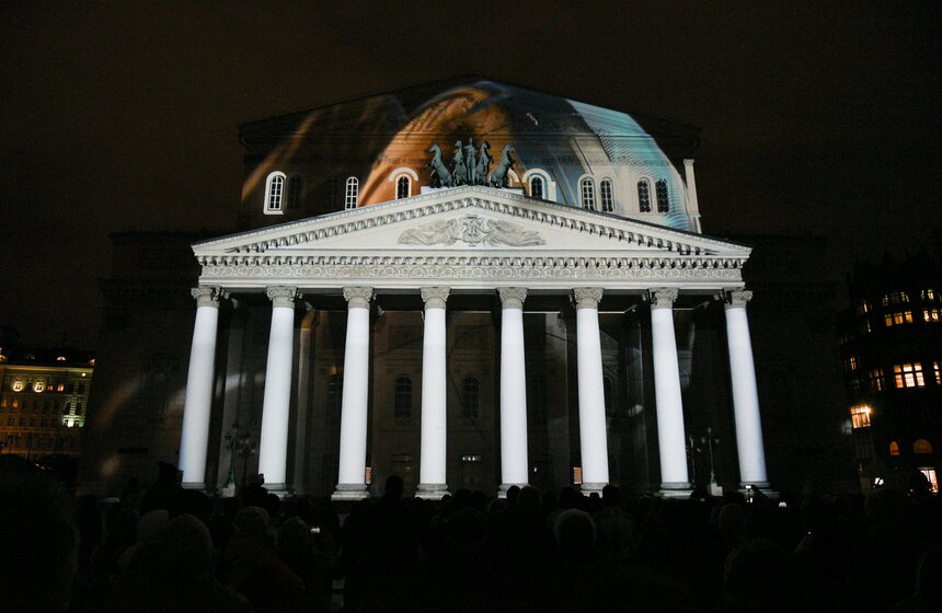 Театр о театре: фестиваль "Круг света" на Театральной площади 8 фото