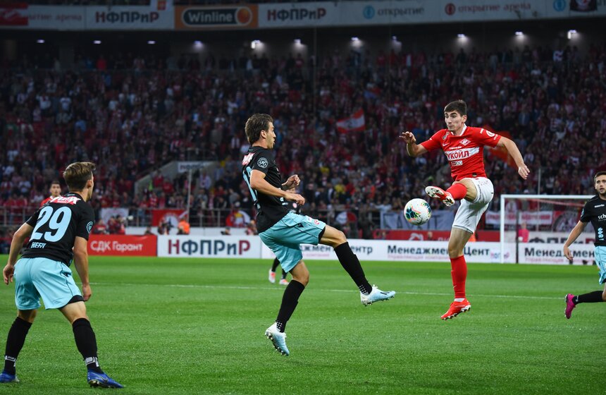 "Спартак" обыграл "Тун" и вышел в следующий раунд Лиги Европы 10 фото