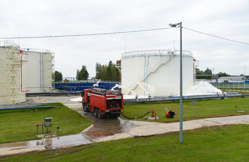 Аэропорт Домодедово совместно с госслужбами отработал действия в случае ЧС 19 фото