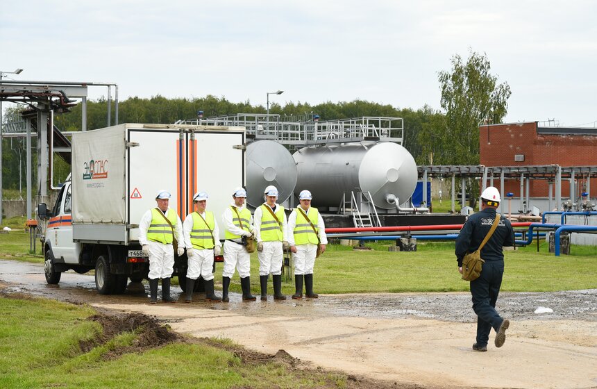Аэропорт Домодедово совместно с госслужбами отработал действия в случае ЧС 24 фото