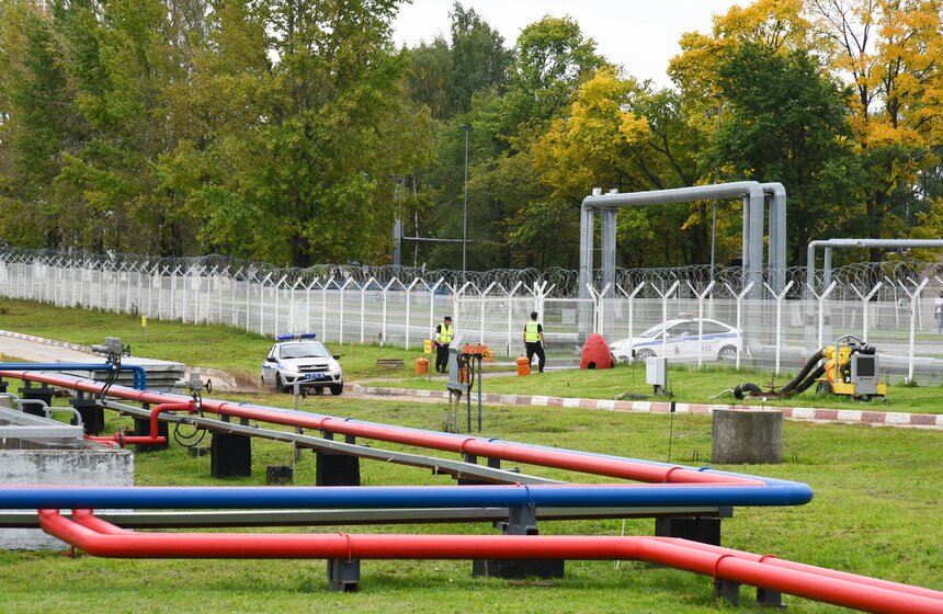 Аэропорт Домодедово совместно с госслужбами отработал действия в случае ЧС 7 фото