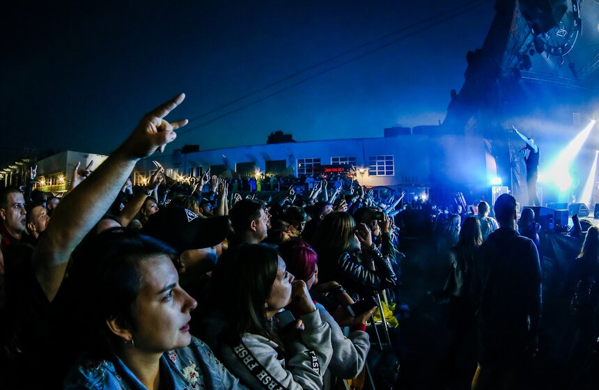 В Москве прошел панк-рок фестиваль "Панки в городе" 32 фото