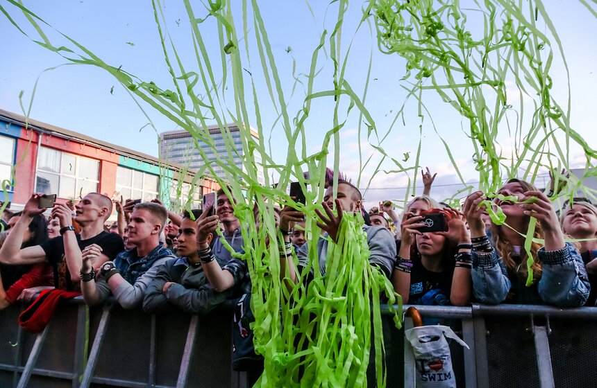 В Москве прошел панк-рок фестиваль "Панки в городе" 15 фото