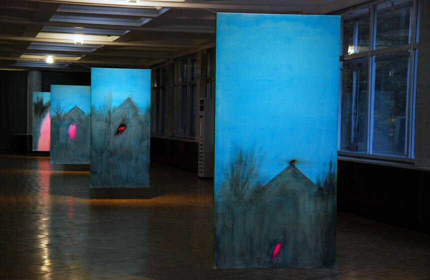 В Москве открылась выставка Алисы Йоффе "Я хочу есть твоим ртом" 3 фото