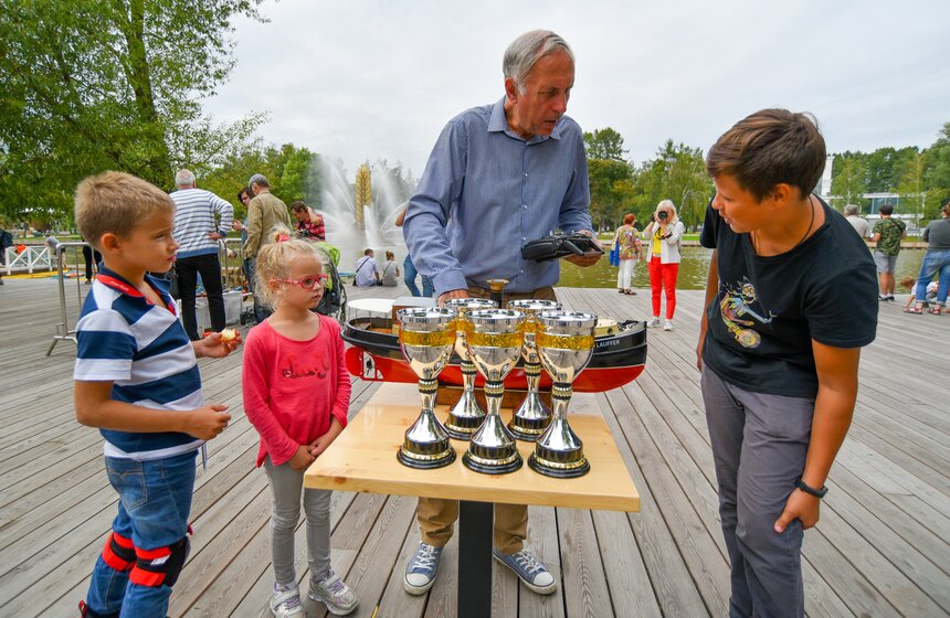 В Москве прошел Кубок 80-летия ВДНХ по судомодельному спорту 12 фото