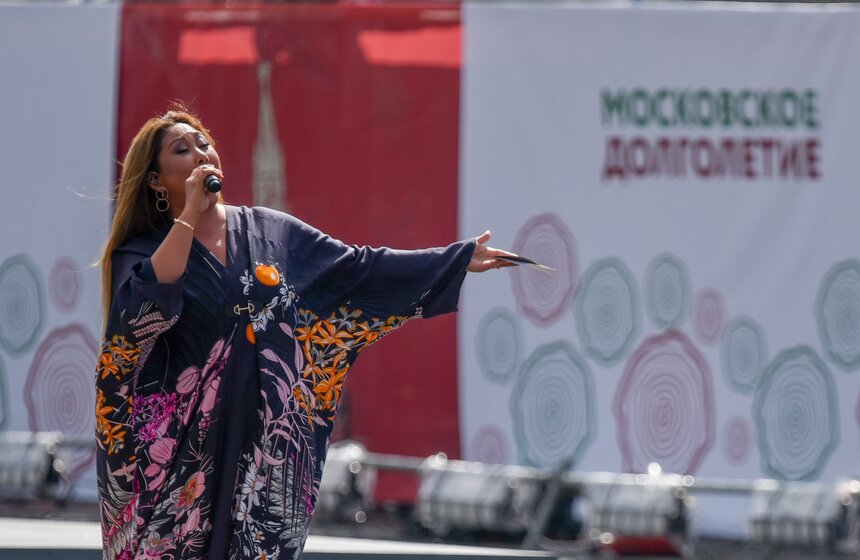 День "Московского долголетия" прошел на фестивале "Спасская башня" 9 фото