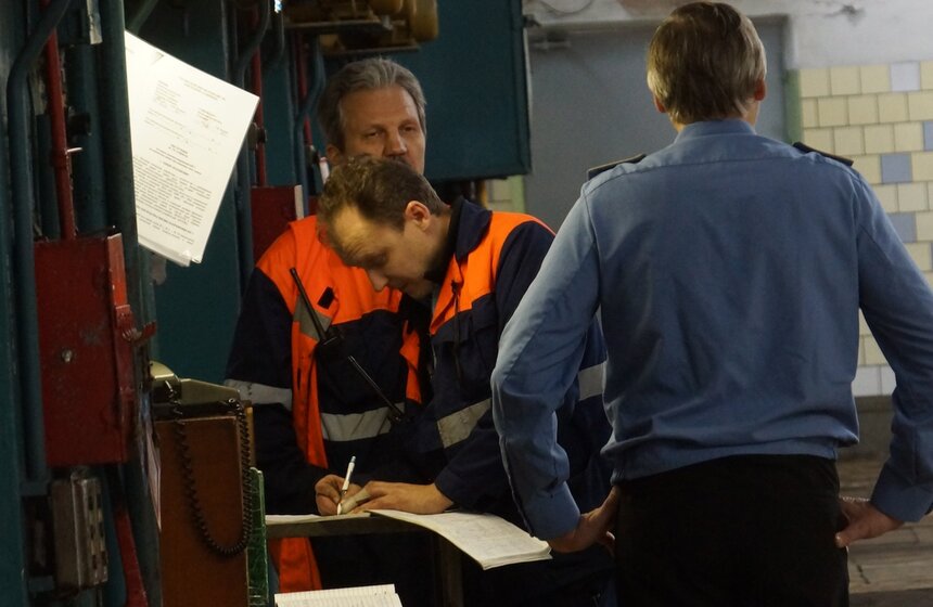 Один день из "жизни" электродепо "Северное" 12 фото