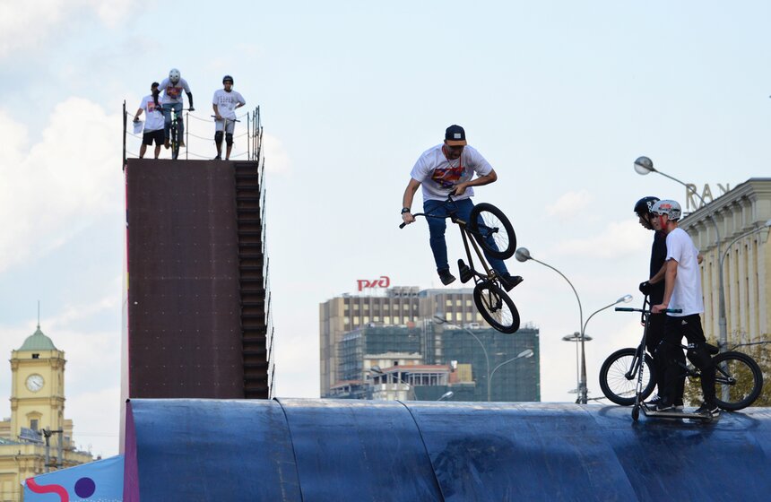 Фестиваль "PRO лето" прошел в Москве 12 фото