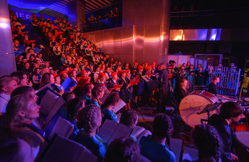 Всемирный день оперы отметили в столичном метро 14 фото