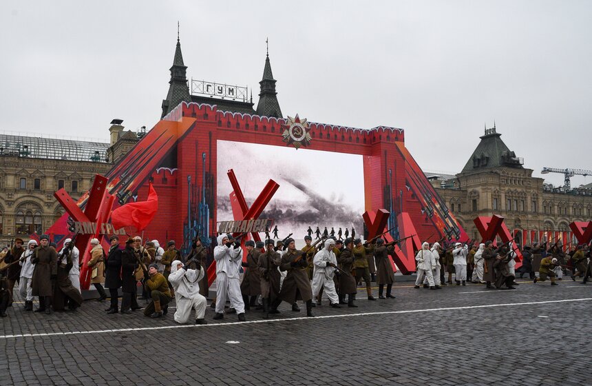 Репетиция марша в честь парада 1941 года прошла на Красной площади 21 фото