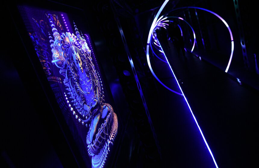 Иммерсивная выставка Mystic Universe 14 фото