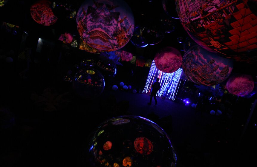 Иммерсивная выставка Mystic Universe 13 фото