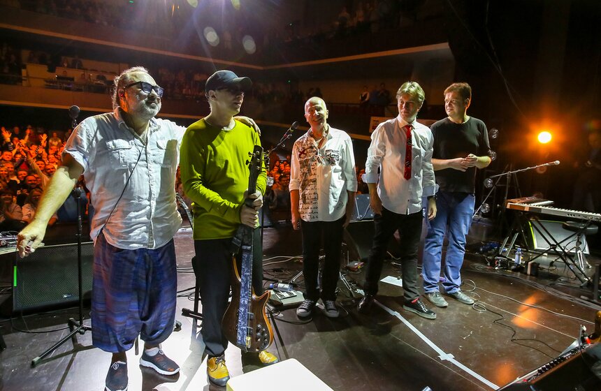 Группа "Воскресение" отметила юбилей концертом в ДК имени Горбунова 30 фото