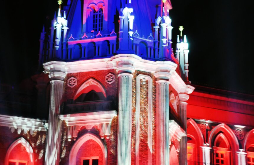 На фестивале "Круг света" в "Царицыно" выступил Дмитрий Маликов 2 фото