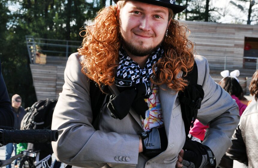 Велокарнавал в стиле "Алисы в стране чудес" в "Сокольниках" 8 фото