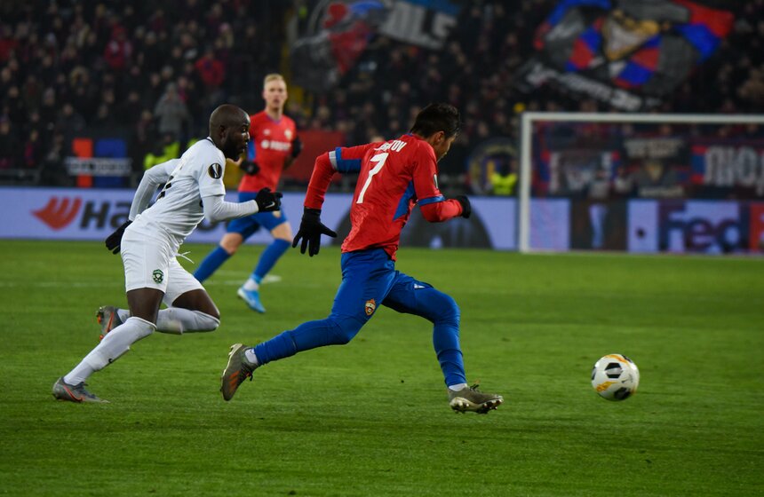 ЦСКА сыграл вничью с "Лудогорцем" и вылетел из еврокубков 24 фото