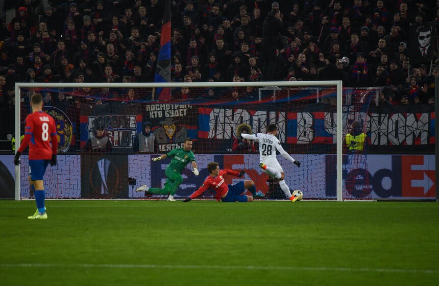 ЦСКА сыграл вничью с "Лудогорцем" и вылетел из еврокубков 19 фото