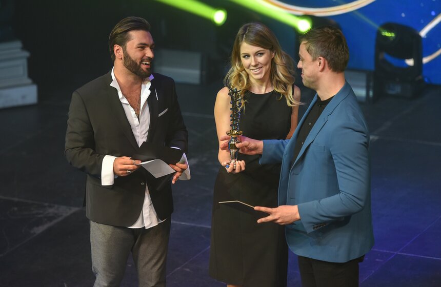 В Москве наградили победителей премии "Золотой луч" 20 фото