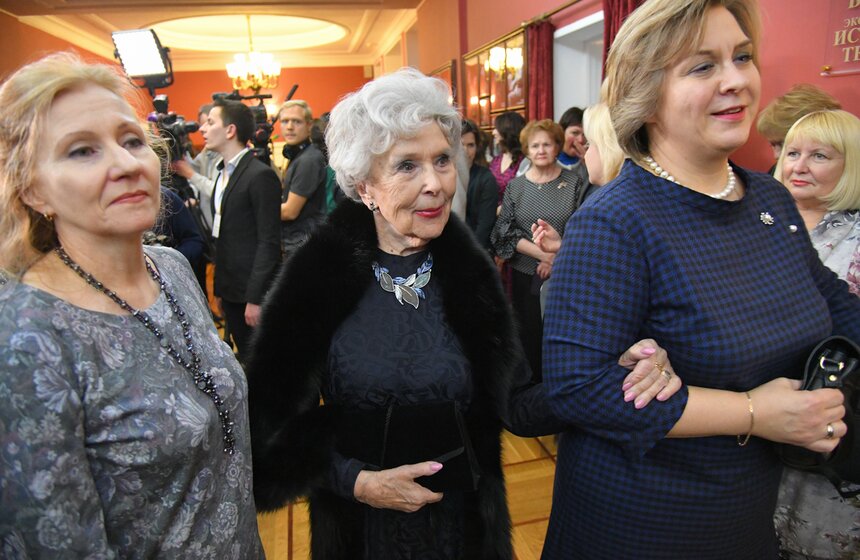 В театре Вахтангова вручили "Звезду театрала" 4 фото