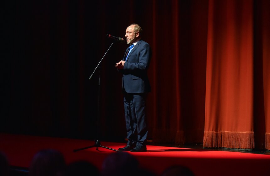 В театре Вахтангова вручили "Звезду театрала" 7 фото