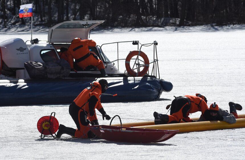 Также специалисты могут оказать первую помощь, если она потребуется
