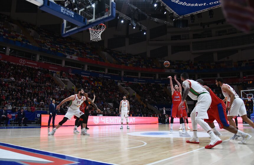 В финальной четверти красно-синие набрали 27 очков.