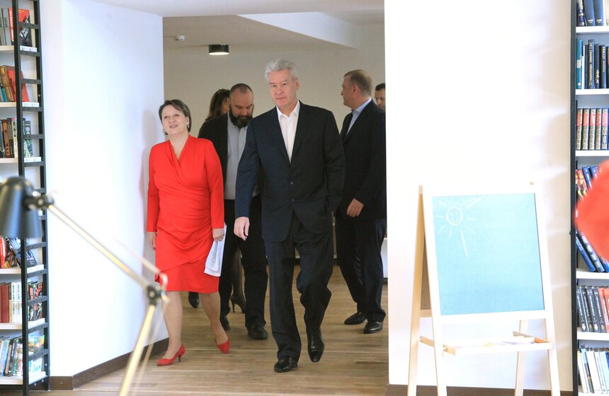 Сергей Собянин посетил медиацентр библиотеки имени Достоевского 2 фото