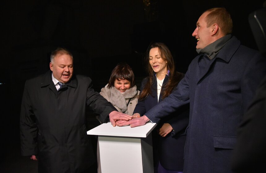 Основная задача проекта – привлечь внимание жителей и гостей города к знаковому объекту культурного наследия страны, а основанием для создания светового проекта послужила недостаточная освещенность монумента