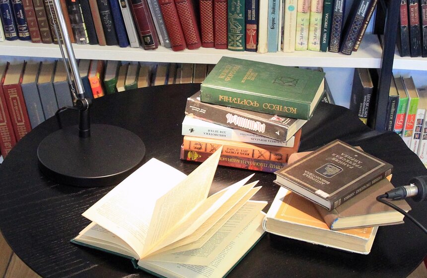 Сергей Собянин посетил медиацентр библиотеки имени Достоевского 10 фото