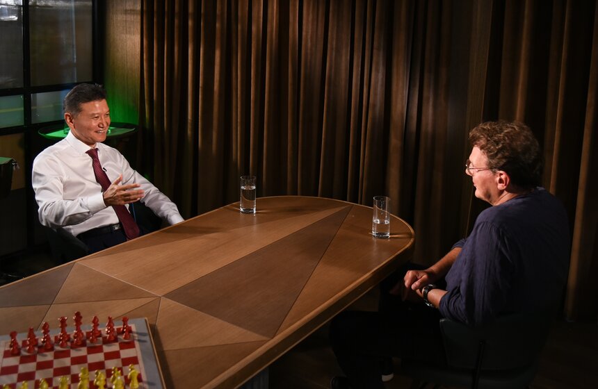 Кирсан Илюмжинов на съемках программы "Важная персона" 9 фото