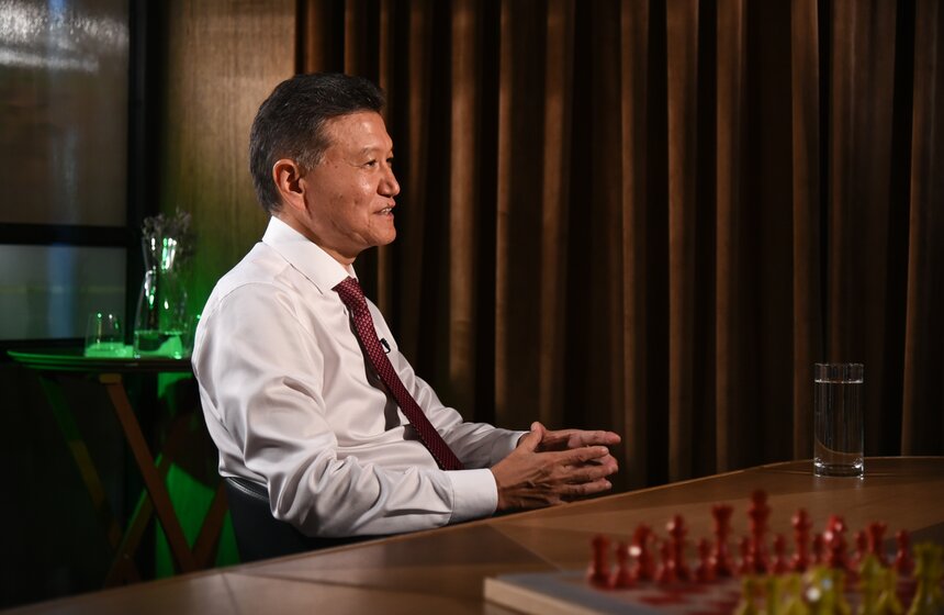 Кирсан Илюмжинов на съемках программы "Важная персона" 2 фото