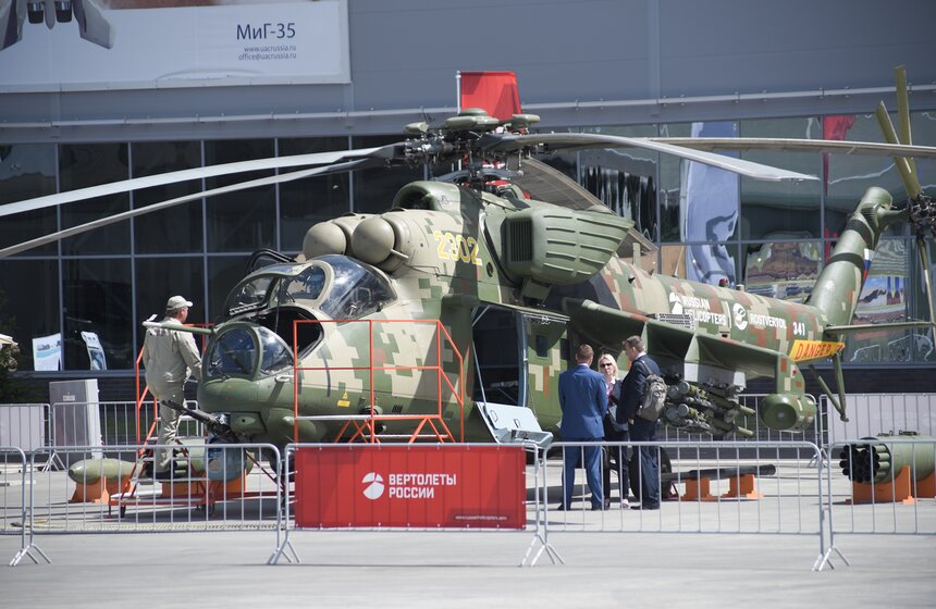 На форуме "Армия-2019" впервые представлен ударный вертолет Ми-28НМ и разведывательно-ударный вертолет Ка-52, доработанный с учетом опыта боевого применения