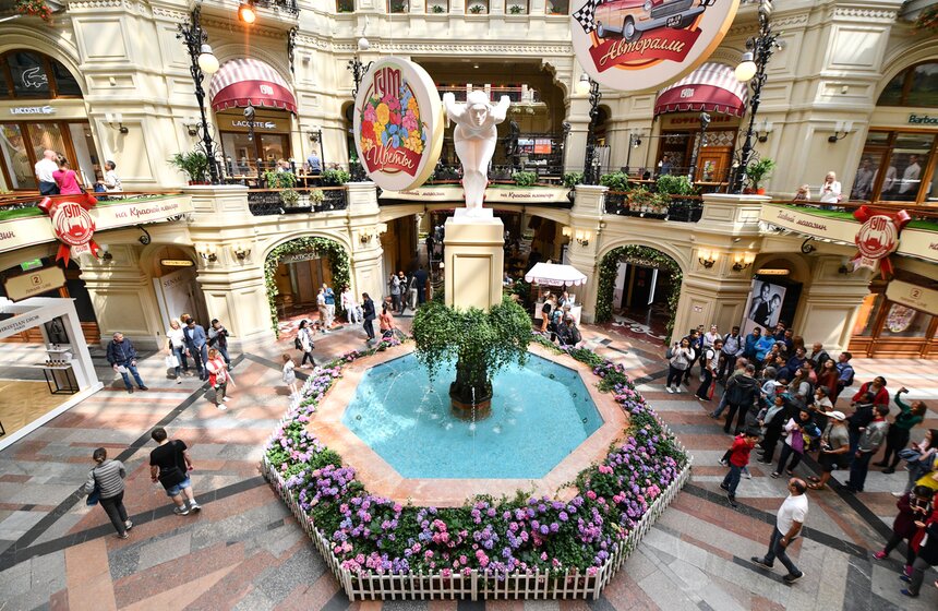 В ГУМе стартовал ежегодный Фестиваль цветов 13 фото