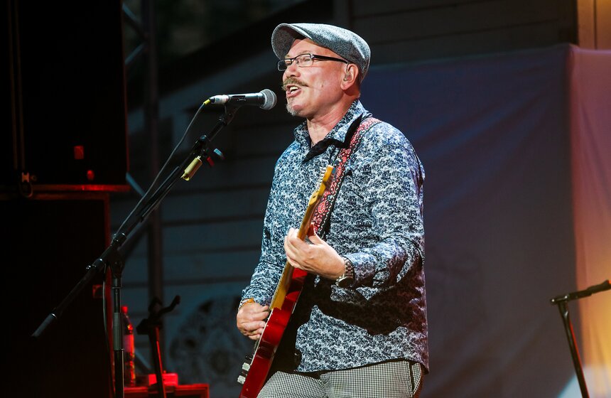 Владимир Шахрин отметил 60-летний юбилей концертом в саду "Эрмитаж" 14 фото