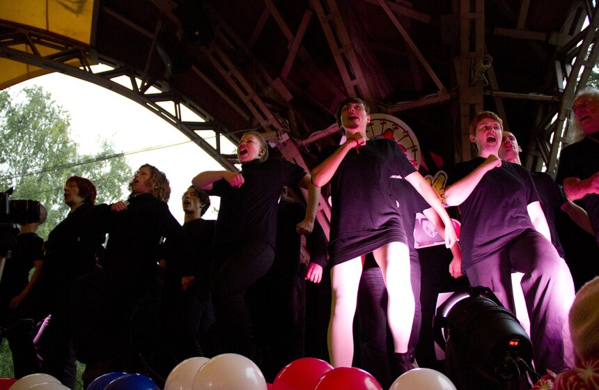 Фестиваль клоунов состоялся в парке "Сокольники" 19 фото