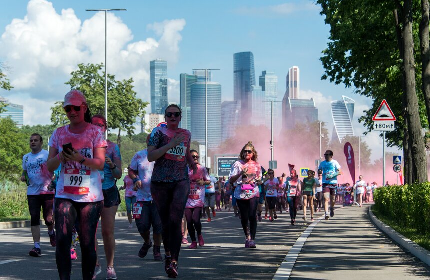 "Красочный забег" в Москве 8 фото