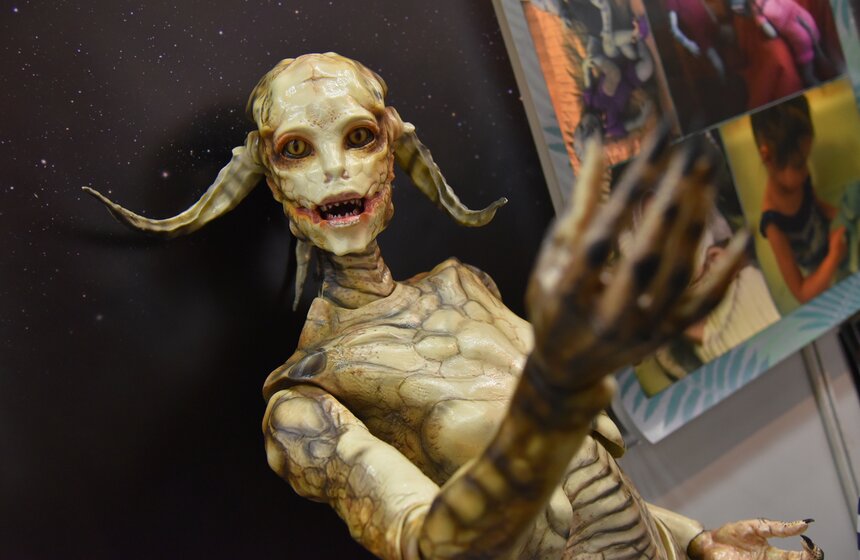 Участники выставки приехали из разных стран.