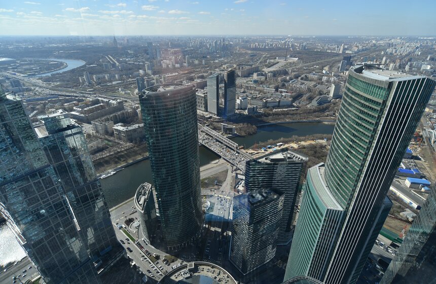 Смотровая площадка Panorama 360 – это популярное пространство для проведения досуга вместе со своей семьей